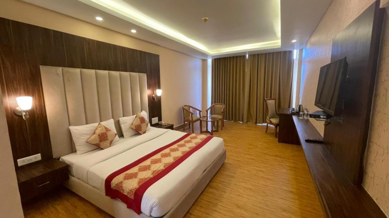 Manohar Villas Нимрана Екстериор снимка